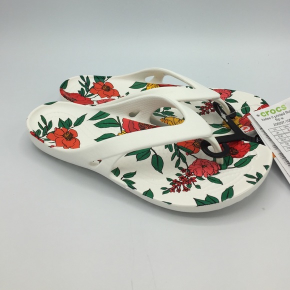 Crocs Women’s Kadee Printed Floral Flip Flop - Picture 12 of 13